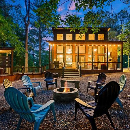Luxury Cabin In The Woods With Hot Tub And Yard Games! Broken Bow Eksteriør billede