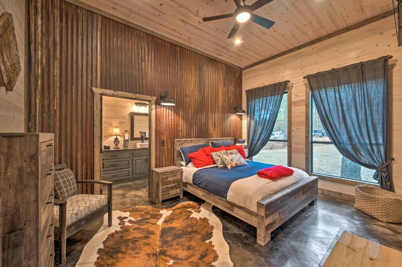 Luxury Cabin In The Woods With Hot Tub And Yard Games! Broken Bow Eksteriør billede